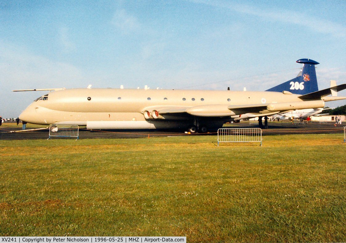 XV241, Hawker Siddeley Nimrod MR.2 C/N 8016, Nimrod MR.2 of 206 Squadron on display at the 1996 Mildenhall Air Fete.