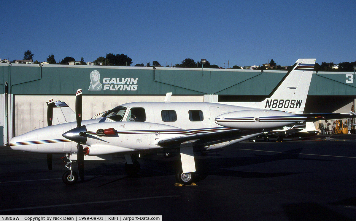 N880SW, 1980 Piper PA-31T C/N 31T-8020086, KBFI