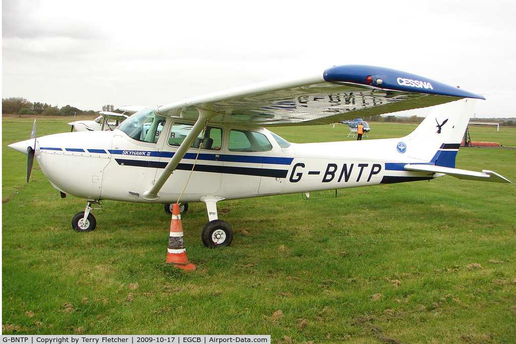 G-BNTP, 1978 Cessna 172N Skyhawk C/N 172-72030, Cessna 172N at Barton