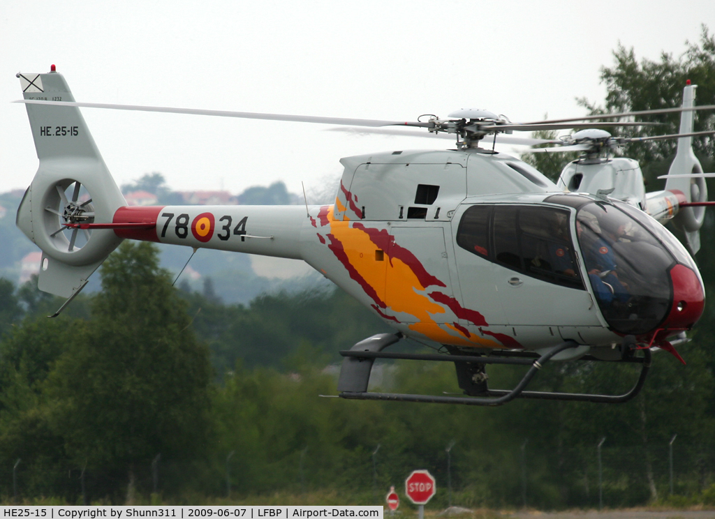 HE25-15, 2001 Eurocopter EC-120B Colibri C/N 1232, Arriving from Cazaux AFB...