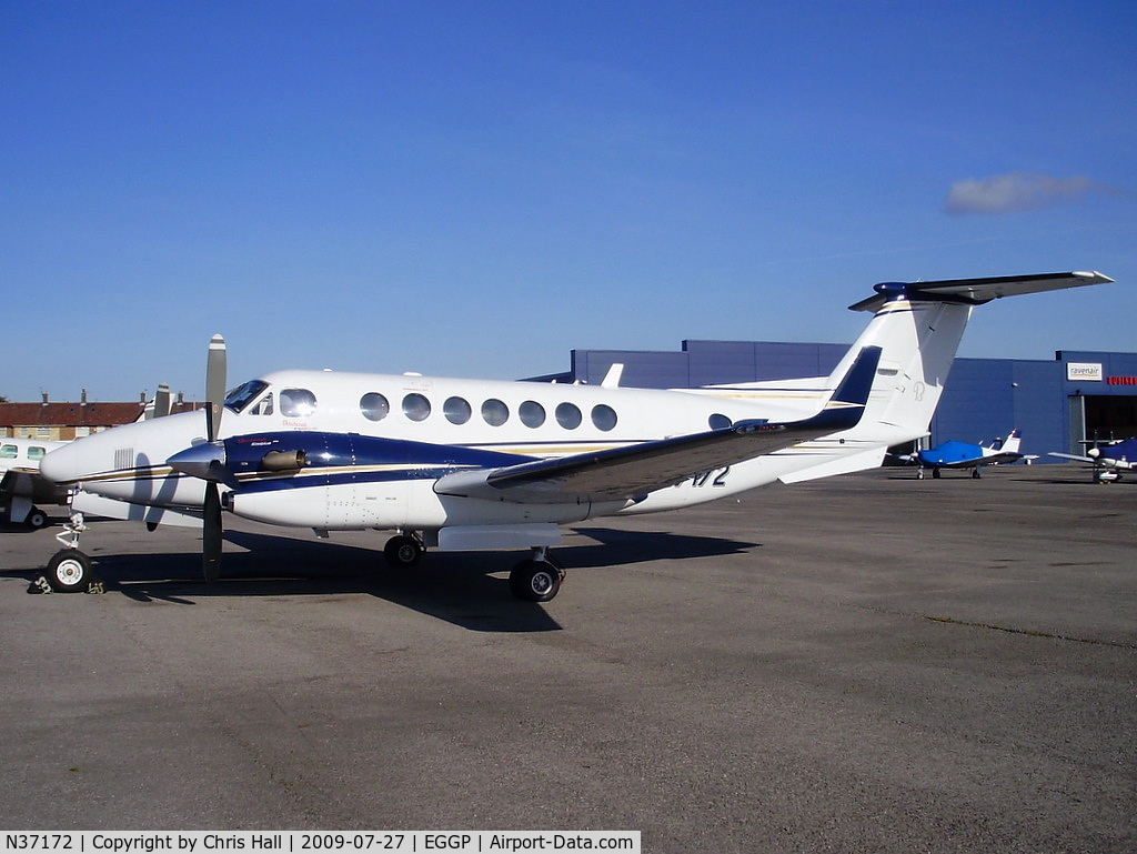 N37172, 2006 Raytheon Aircraft Company B300 King Air 350 C/N FL-472, Privately owned