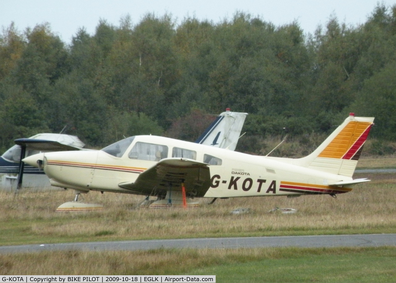 G-KOTA, 1980 Piper PA-28-236 Dakota C/N 28-8011044, BELEIVED NEW RESIDENT