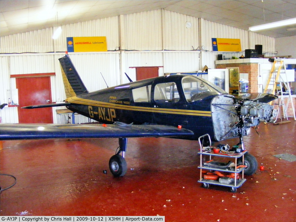 G-AYJP, 1970 Piper PA-28-140 Cherokee C/N 28-26403, at Hinton in the Hedges