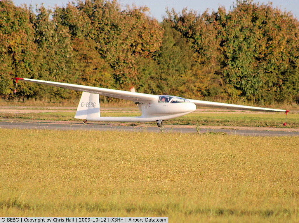 G-BEBG, 1976 PZL-Bielsko SZD-45A Ogar C/N B-655, at Hinton in the Hedges