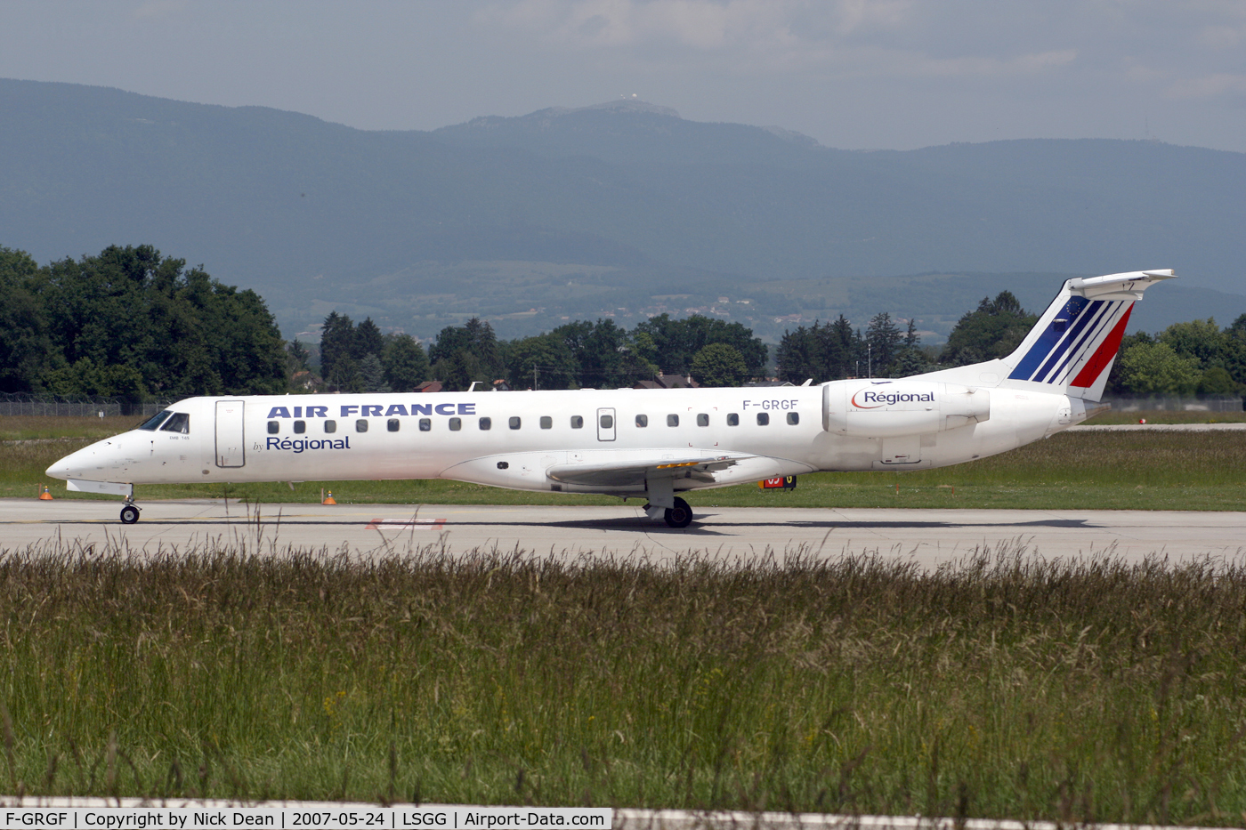 F-GRGF, 1998 Embraer EMB-145EU (ERJ-145EU) C/N 145050, LSGG