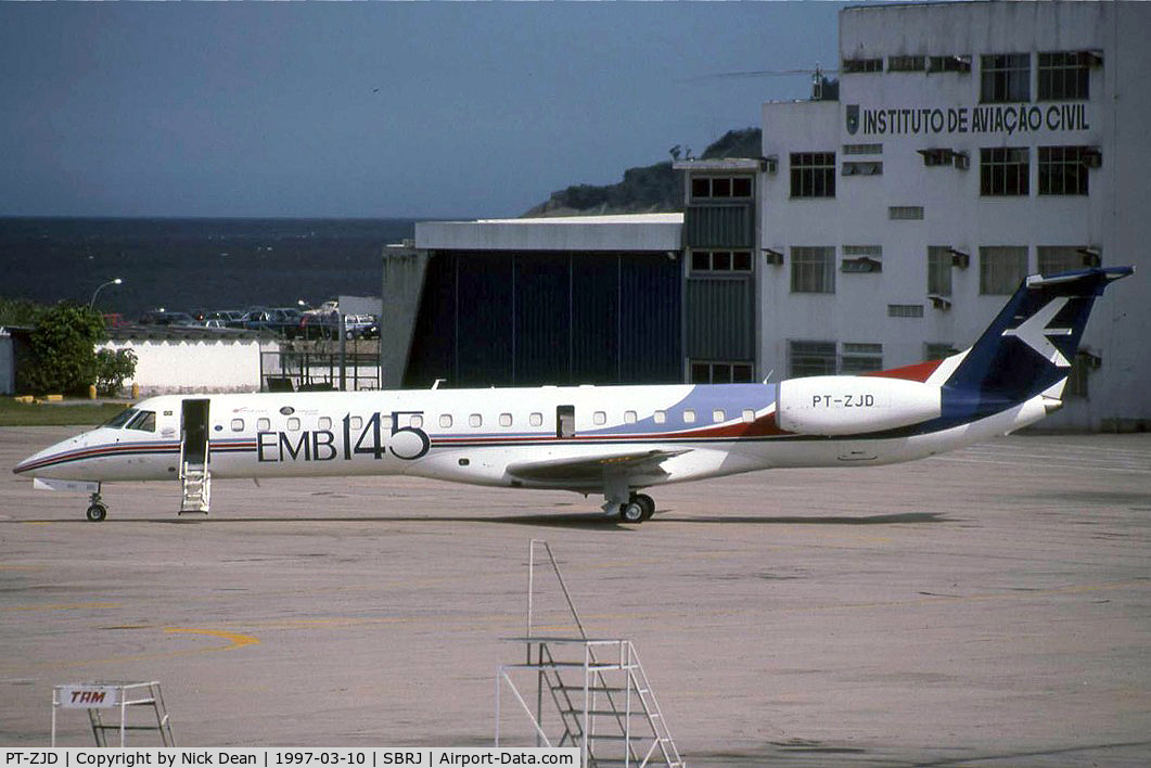 PT-ZJD, 1996 Embraer ERJ-145LR (EMB-145LR) C/N 145003, SBRJ