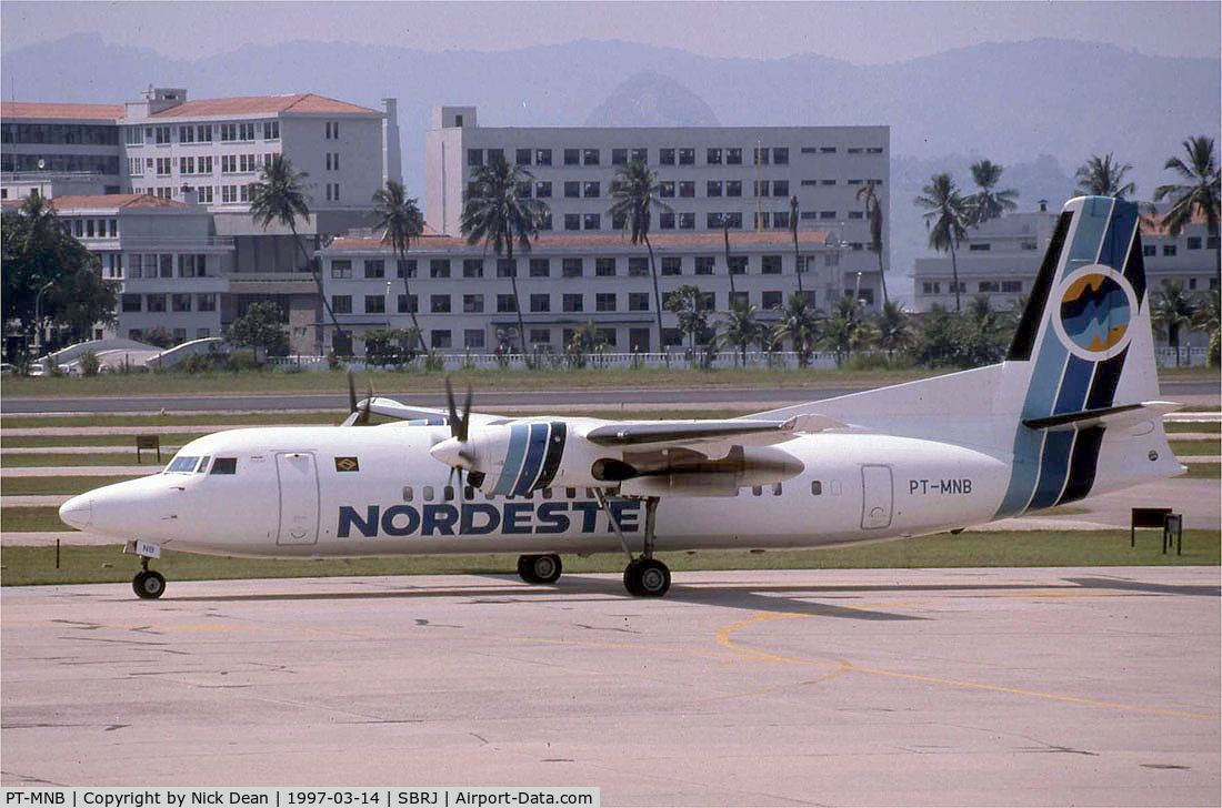 PT-MNB, 1994 Fokker 50 C/N 20302, SBRJ