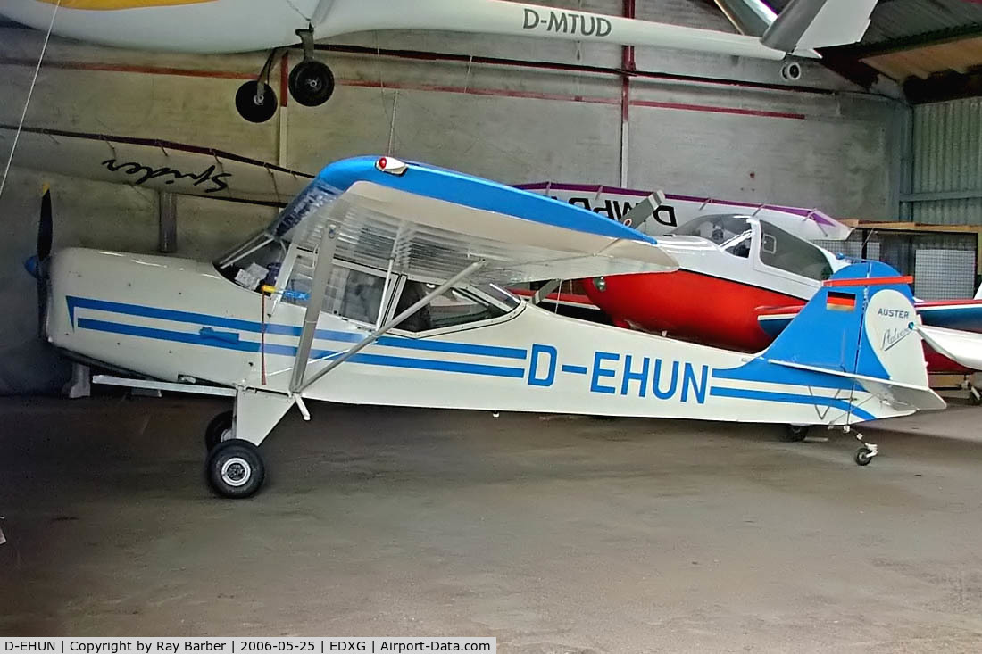 D-EHUN, Auster J-1 Autocrat C/N 2119, Seen at Melle Germany.
