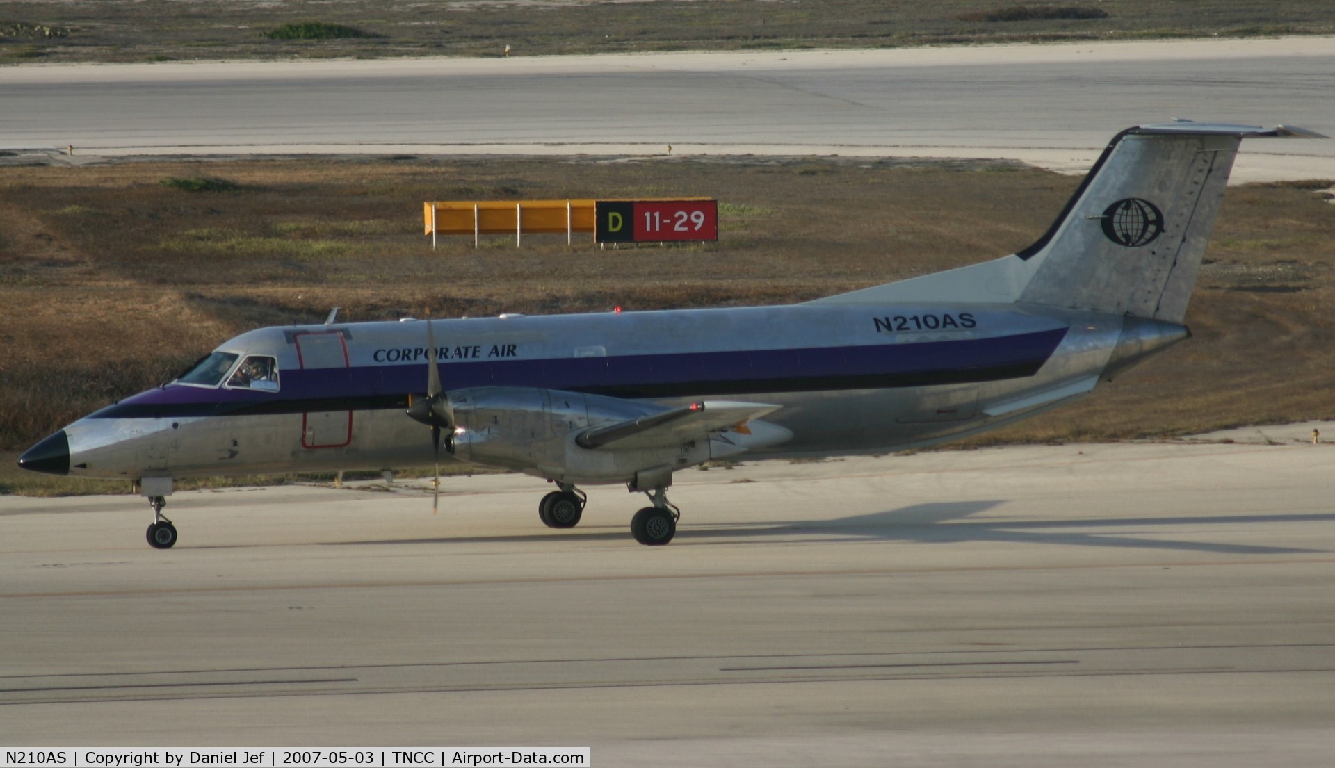 N210AS, 1985 Embraer EMB-120ER Brasilia C/N 120.006, taxing to parkin