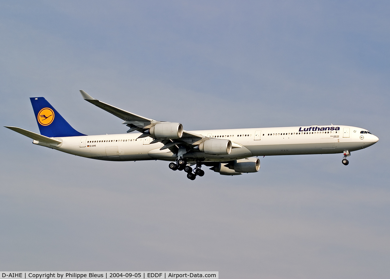 D-AIHE, 2003 Airbus A340-642 C/N 540, Landing rwy 07R.