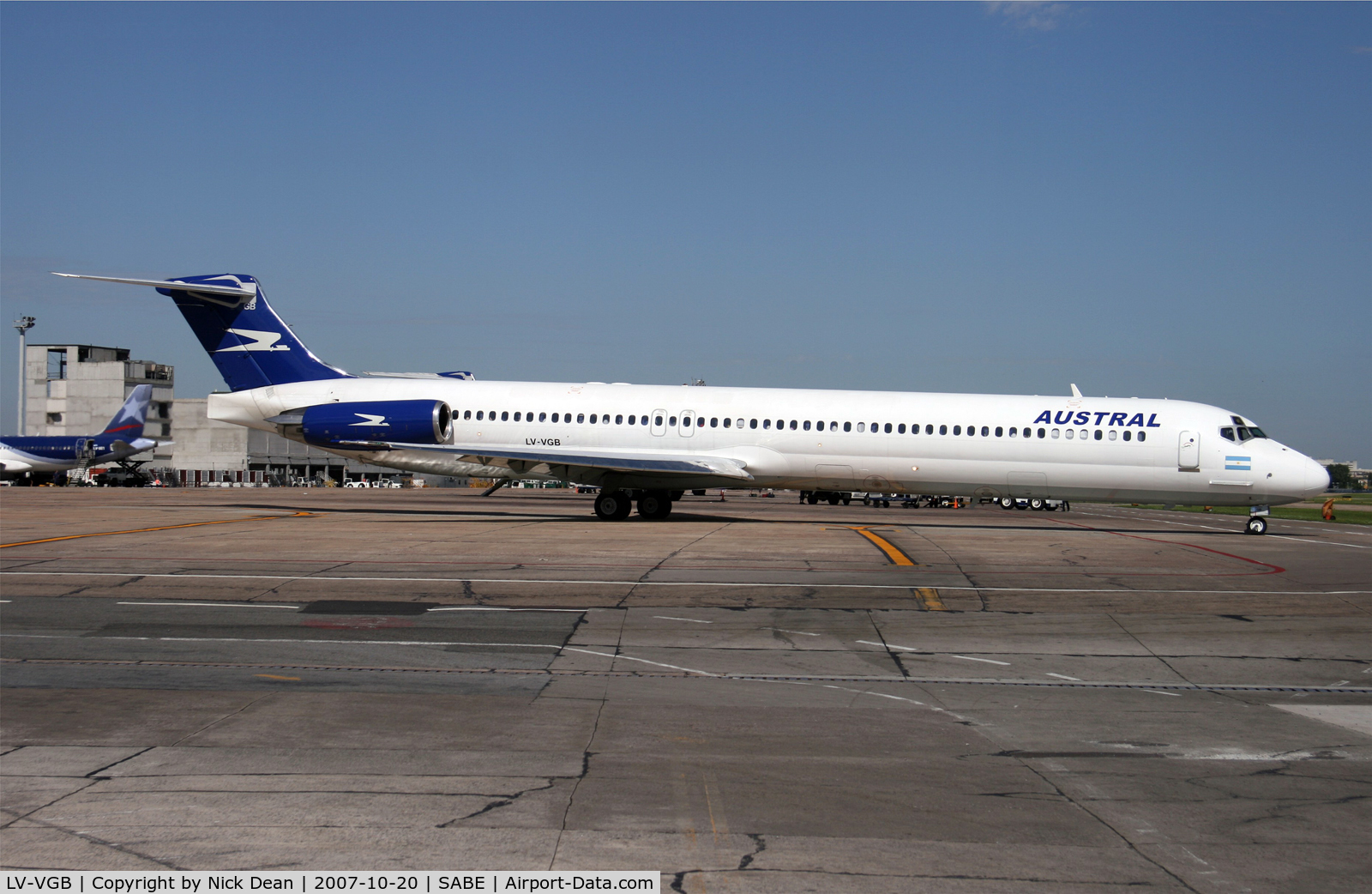 LV-VGB, 1993 McDonnell Douglas MD-88 C/N 53446, SABE