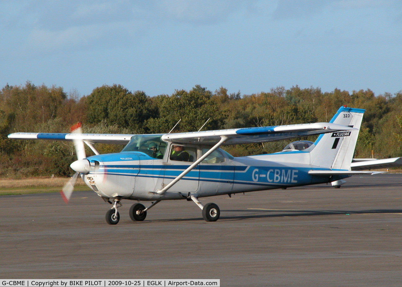 G-CBME, 1973 Reims F172M Skyhawk Skyhawk C/N 1060, TAXYING TO THE A/C PARK