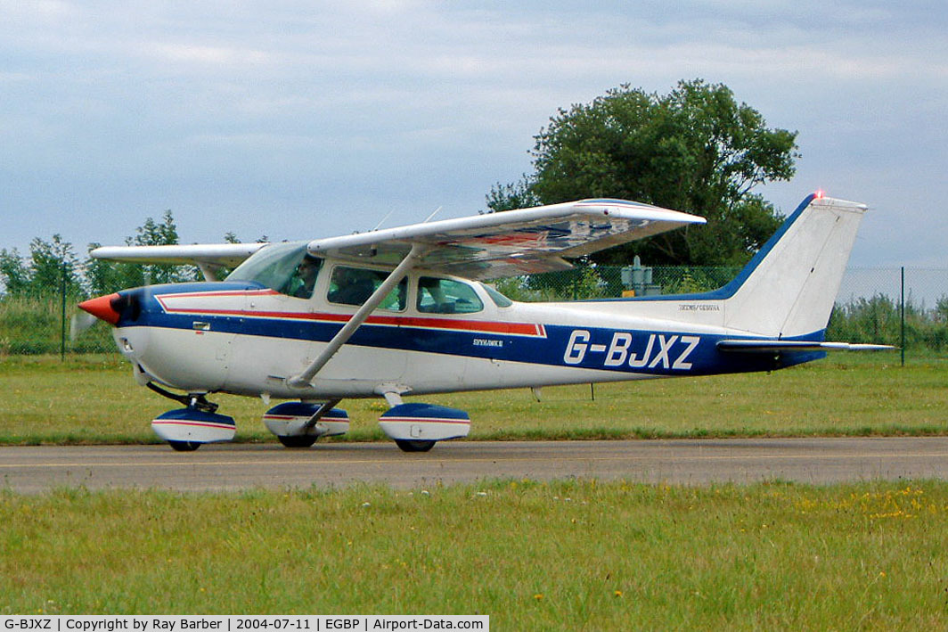 G-BJXZ, 1980 Cessna 172N Skyhawk II C/N 172-73039, Seen at the PFA Fly in 2004 Kemble UK.