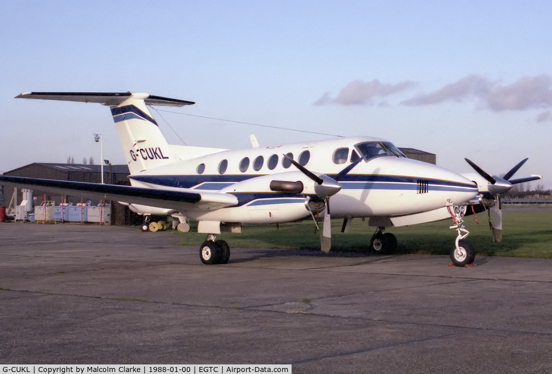 G-CUKL, 1980 Beech 200 Super King Air C/N BB-641, Beech 200 at Cranfield Airfield, UK in 1988. Later registered in France as F-GGLH.