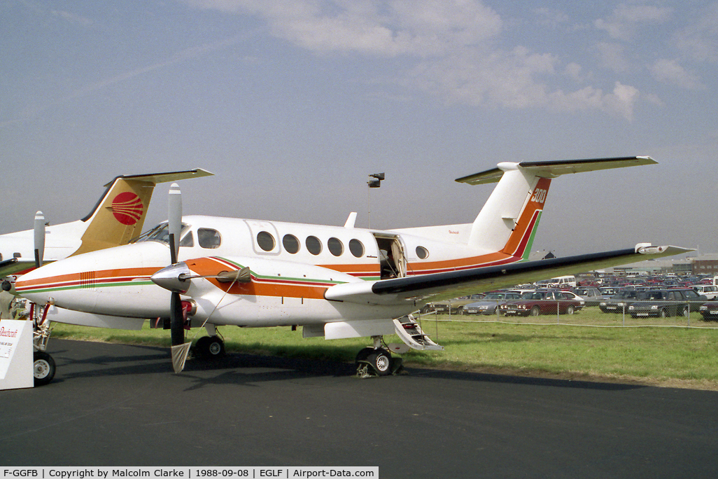 F-GGFB, Beech Super King Air 300LW C/N FA-118, Beech 300 at Farnborough International in 1988.