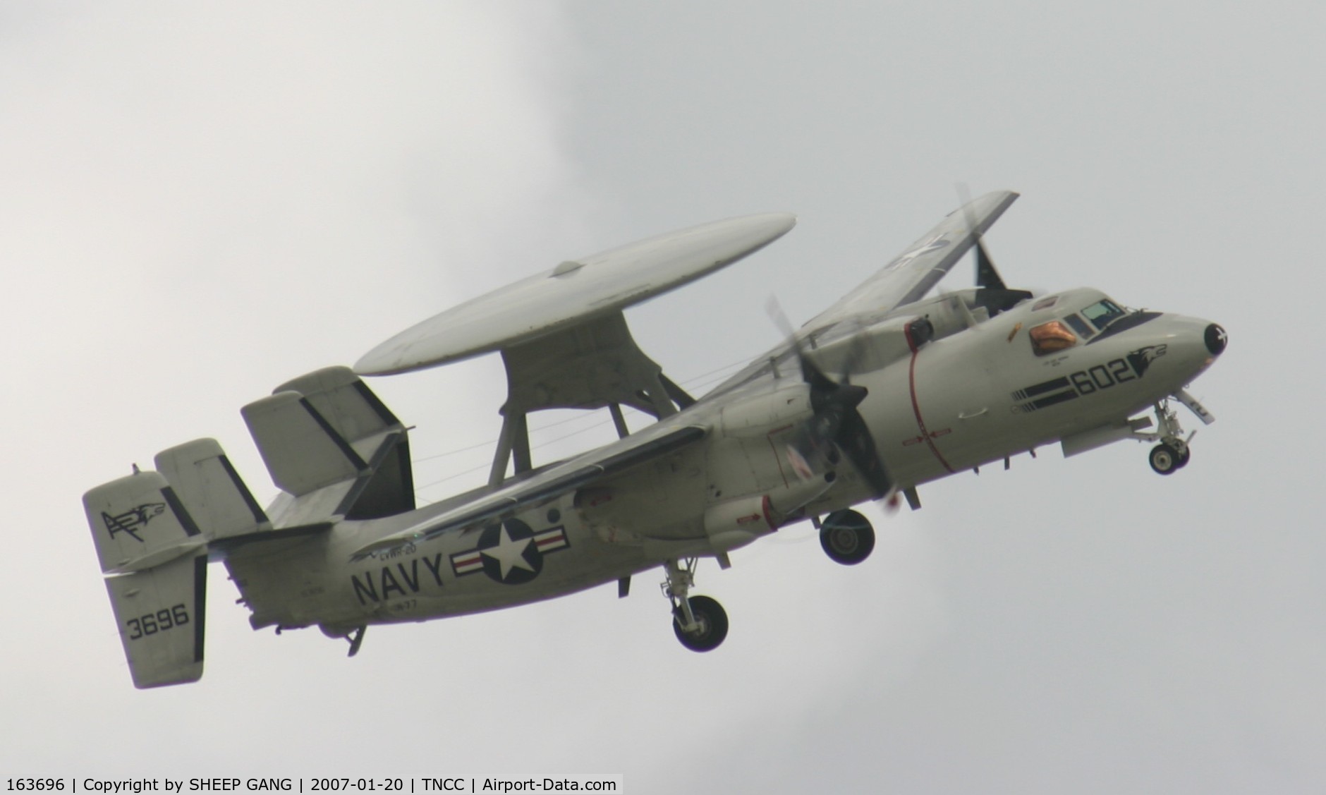 163696, Grumman E-2C Hawkeye Group 1 C/N A132, doing a low pass showing off there aircraft