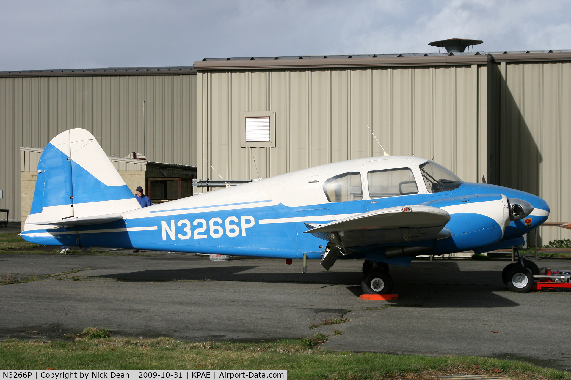 N3266P, 1957 Piper PA-23-160 Apache C/N 23-1211, KPAE