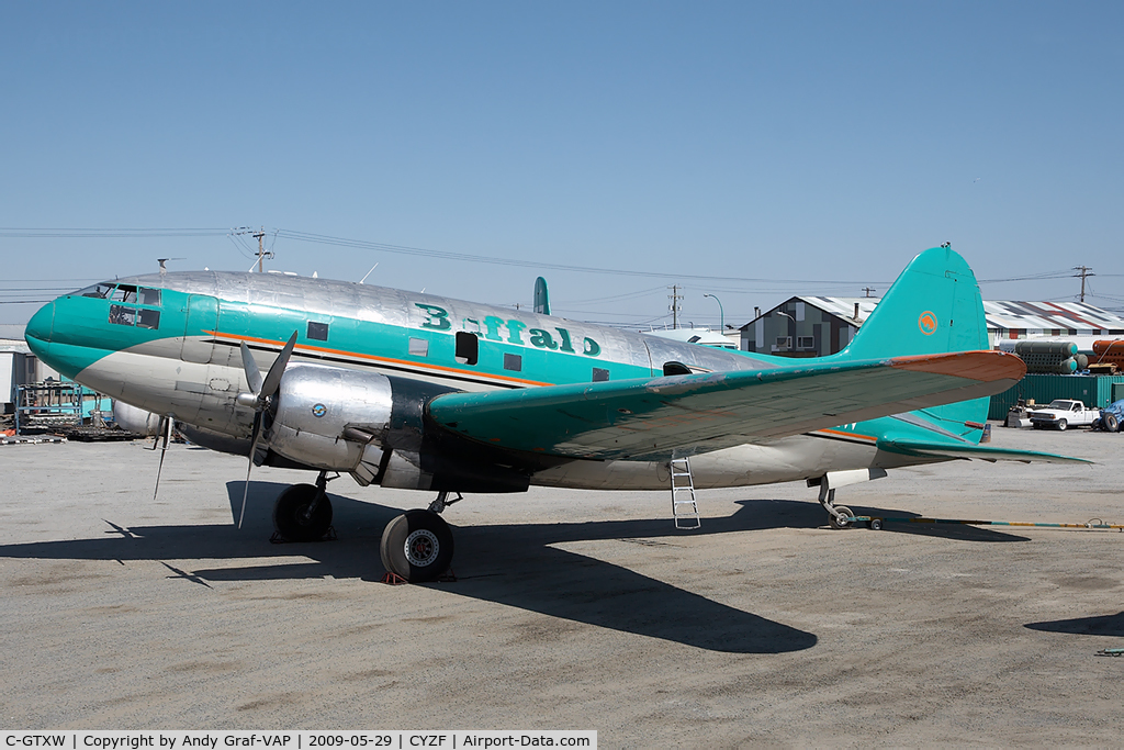 C-GTXW, 1944 Curtiss C-46A-45-CU Commando C/N 30386, Buffalo Airways C-46