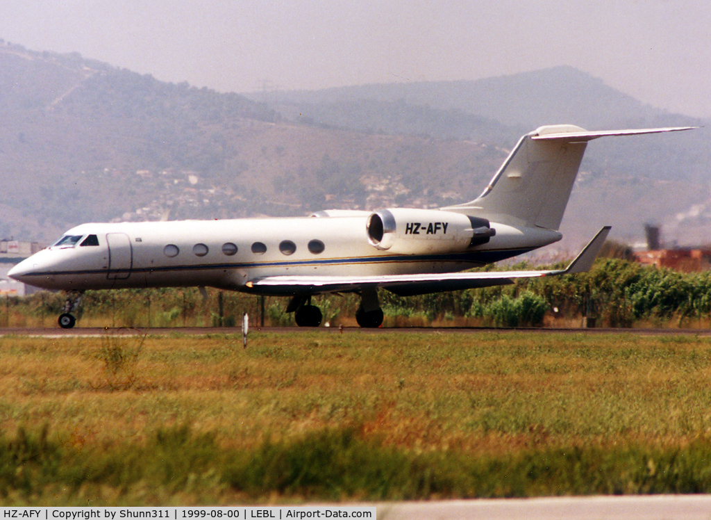 HZ-AFY, 1991 Gulfstream Aerospace G-IV C/N 1166, Ready for departure rwy 20