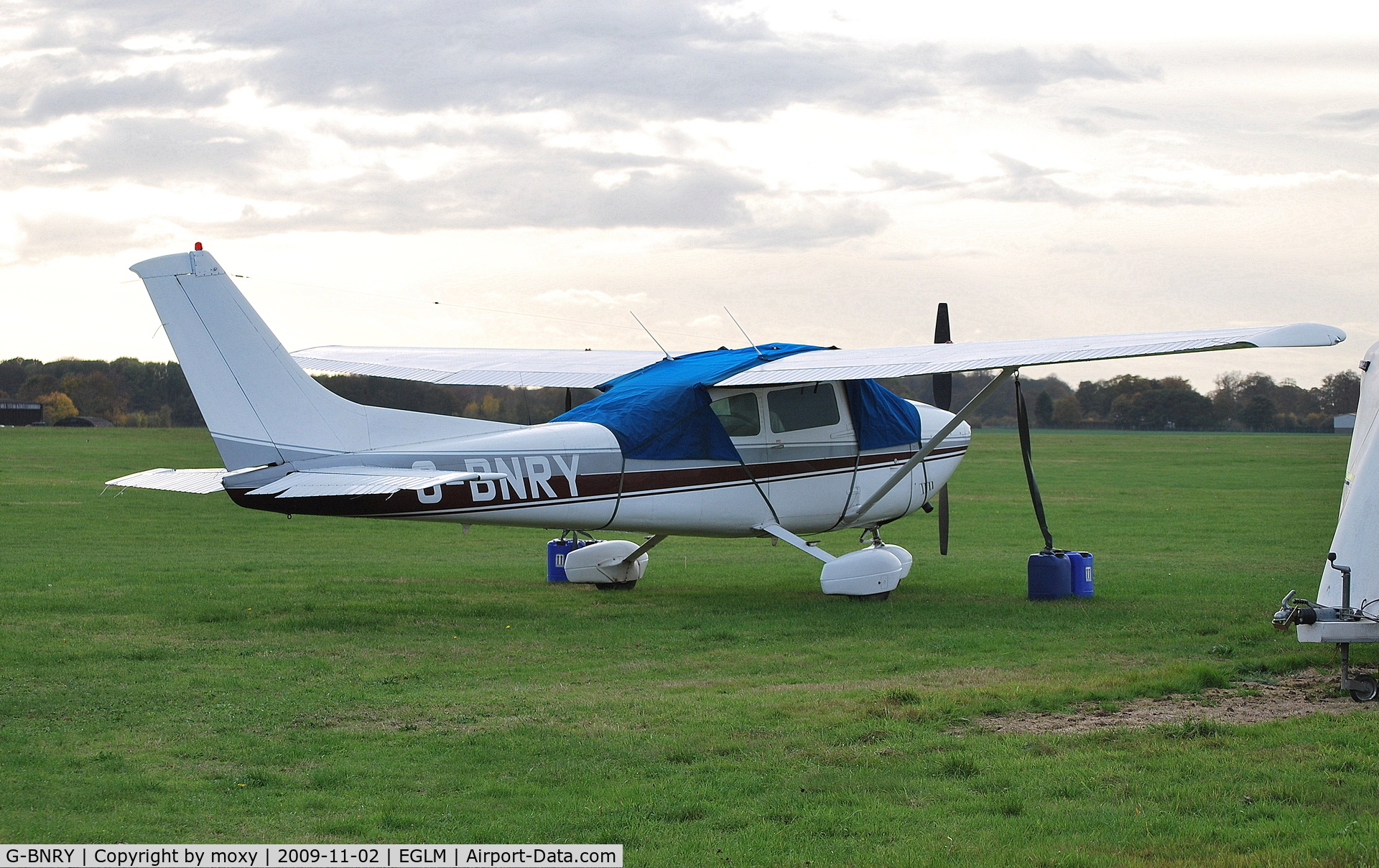 G-BNRY, 1977 Cessna 182Q Skylane C/N 182-65629, Skylane at White Waltham