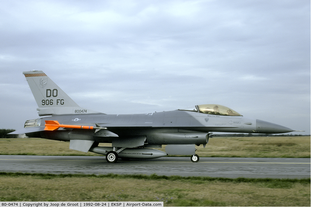80-0474, General Dynamics F-16A Fighting Falcon C/N 61-195, The 906th FG of AFRES deployed to Europe for the 1992 Tactical Fighter Weaponry in Denmark. After 906 FG disbanded this airframe was delivered to the AMARC storage and departed to Italy afterwards. There it's being used for spares recovery.