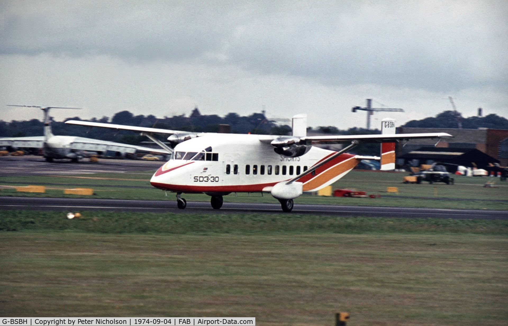 G-BSBH, 1974 Short 330 C/N SH.3000, Another view of the Shorts demonstrator at the 1974 Farnborough Airshow.