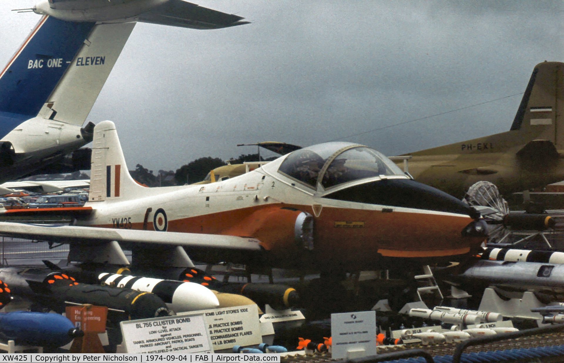 XW425, 1972 BAC 84 Jet Provost T.5A C/N EEP/JP/1047, This Jet Provost T.5A was displayed at the 1974 Farnborough Airshow.