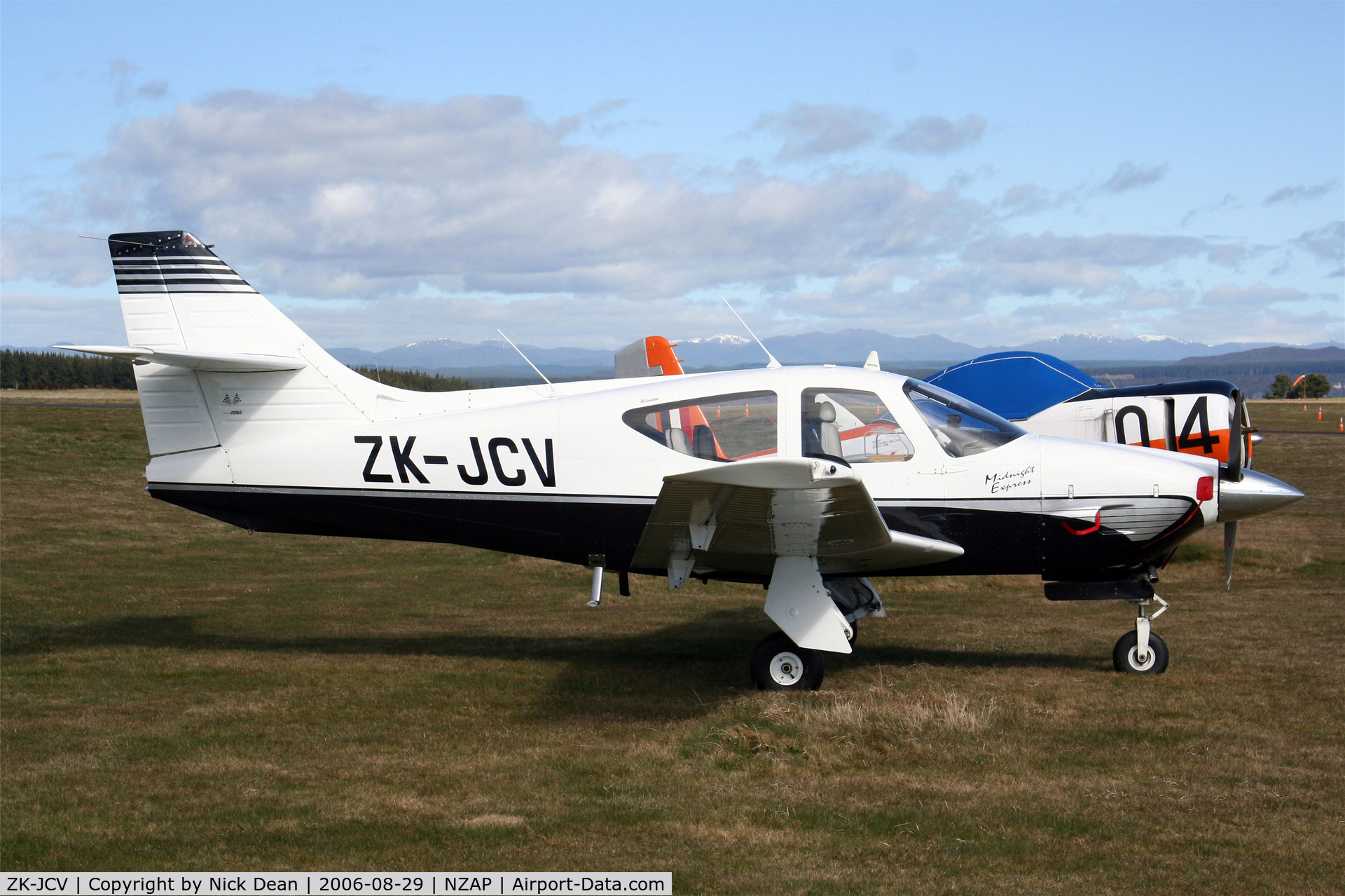 ZK-JCV, Rockwell International 112A Commander C/N 488, NZAP