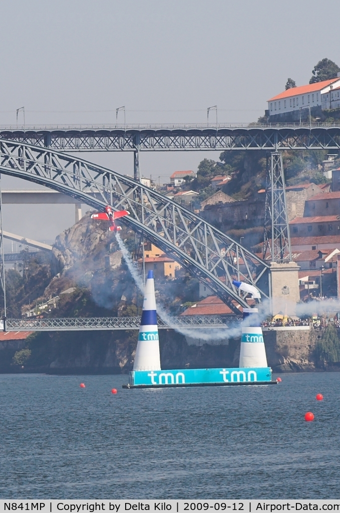 N841MP, 1999 Zivko Edge 540 C/N 0025, Red Bull Air Race Porto-Pete Mcleod