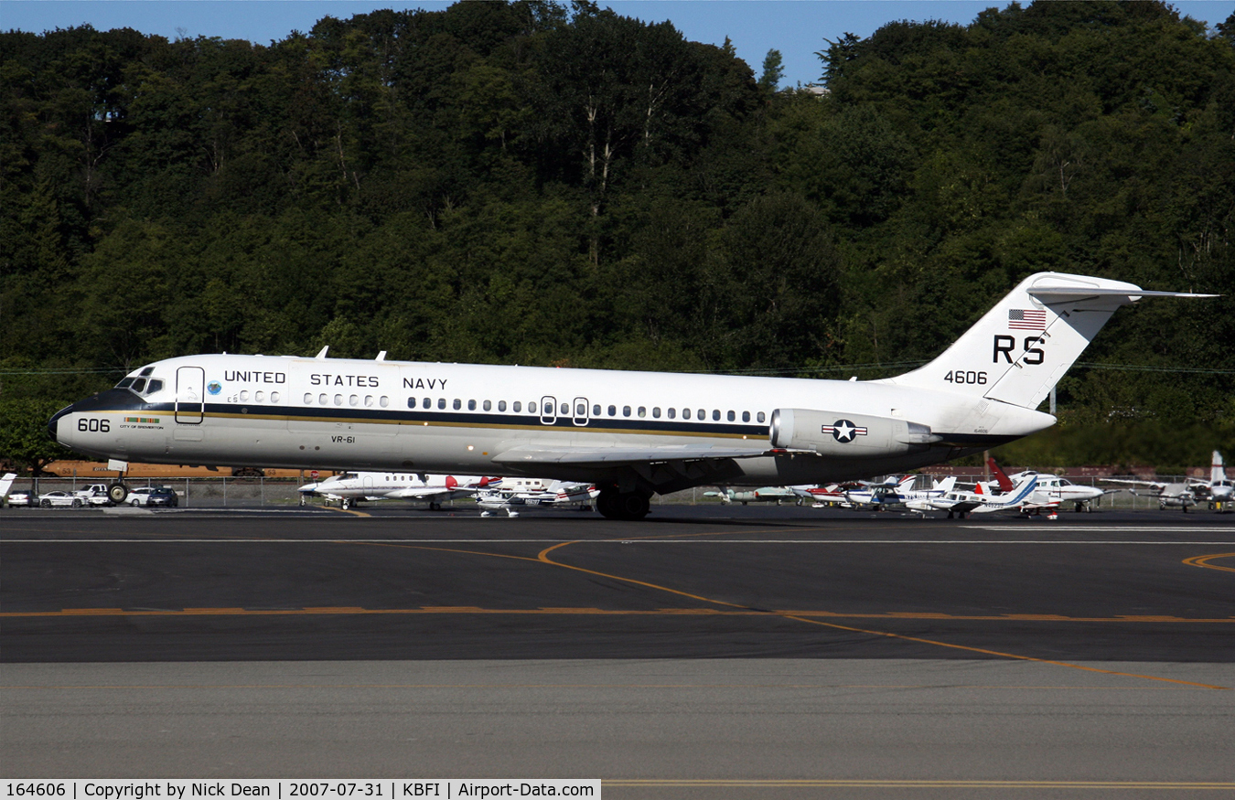 164606, 1972 McDonnell Douglas C-9B Skytrain II C/N 47496, KBFI
