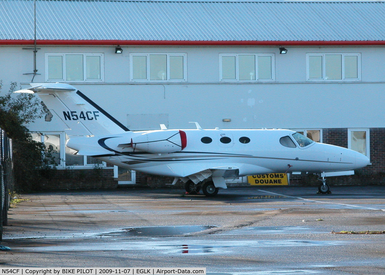 N54CF, 2009 Cessna 510 Citation Mustang Citation Mustang C/N 510-0253, PARKED IN FRONT OF THE TERMINAL