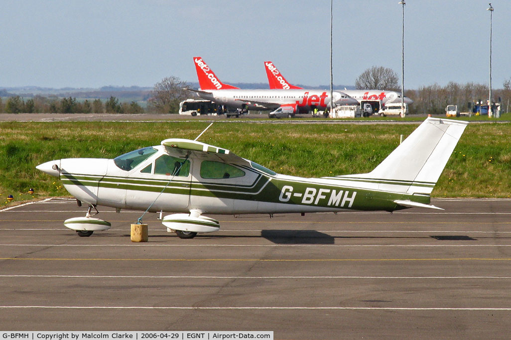 G-BFMH, 1973 Cessna 177B Cardinal C/N 17702034, Cessna 177B at Newcastle Airport, UK.