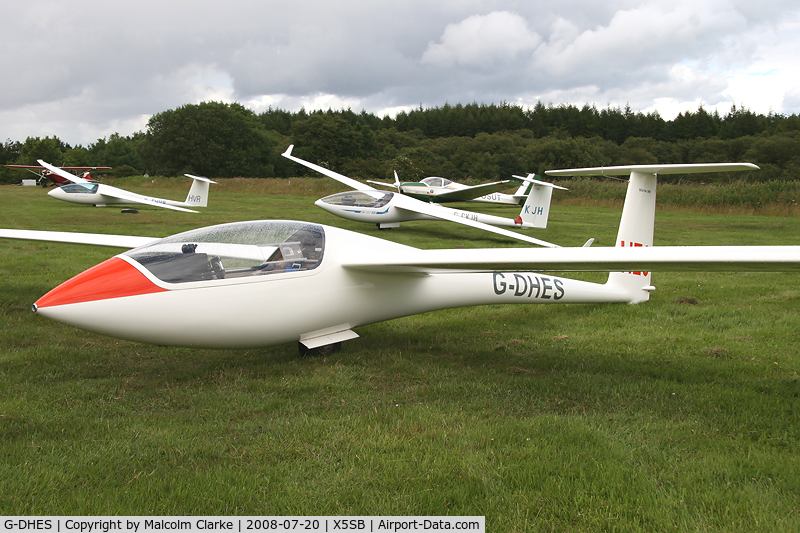 G-DHES, Centrair C101A Pegase C/N 101A-0039, Centrair 101A Pegase at Sutton Bank Airfield, Thirsk, UK in 2008.