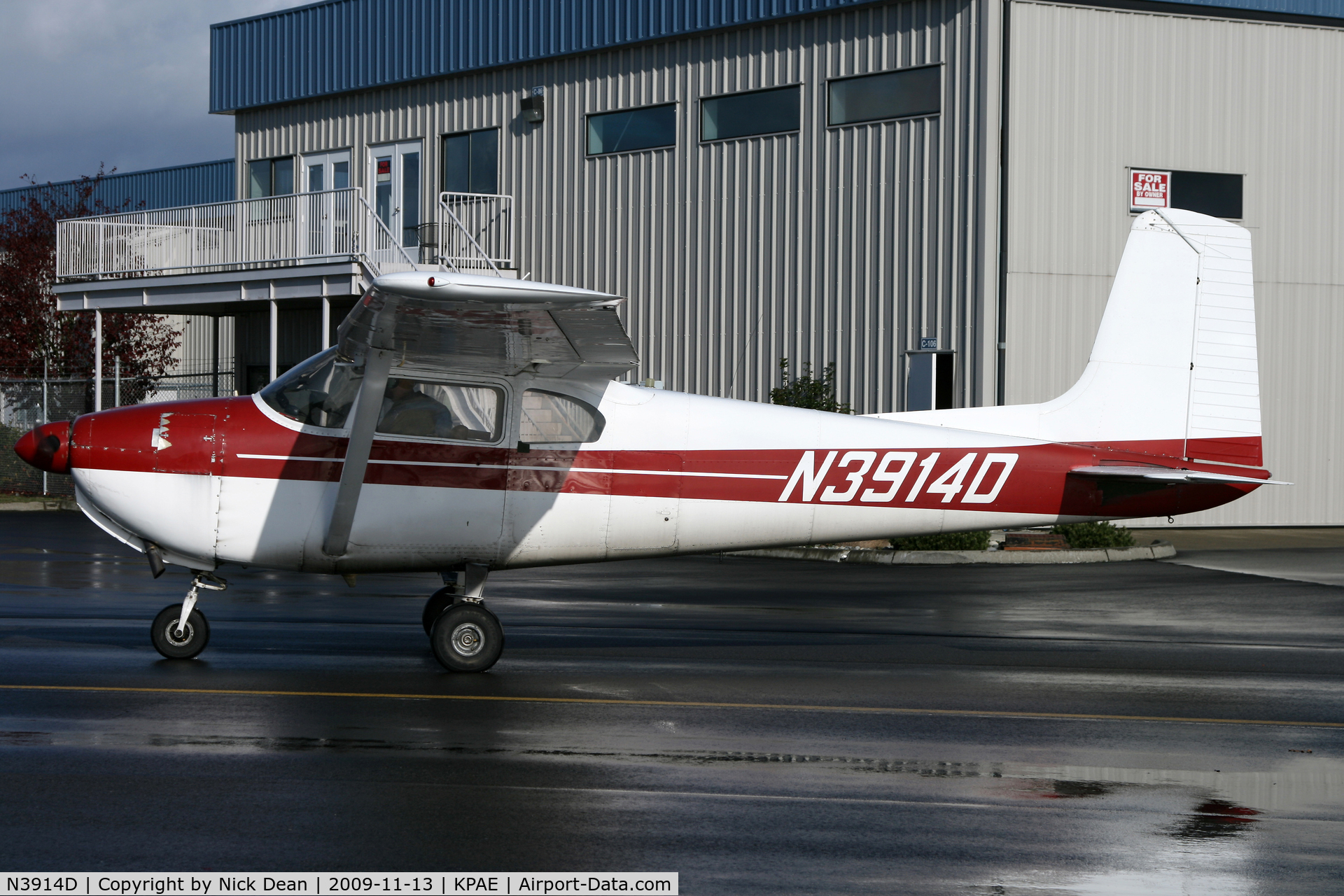 N3914D, 1957 Cessna 182A Skylane C/N 34614, KPAE