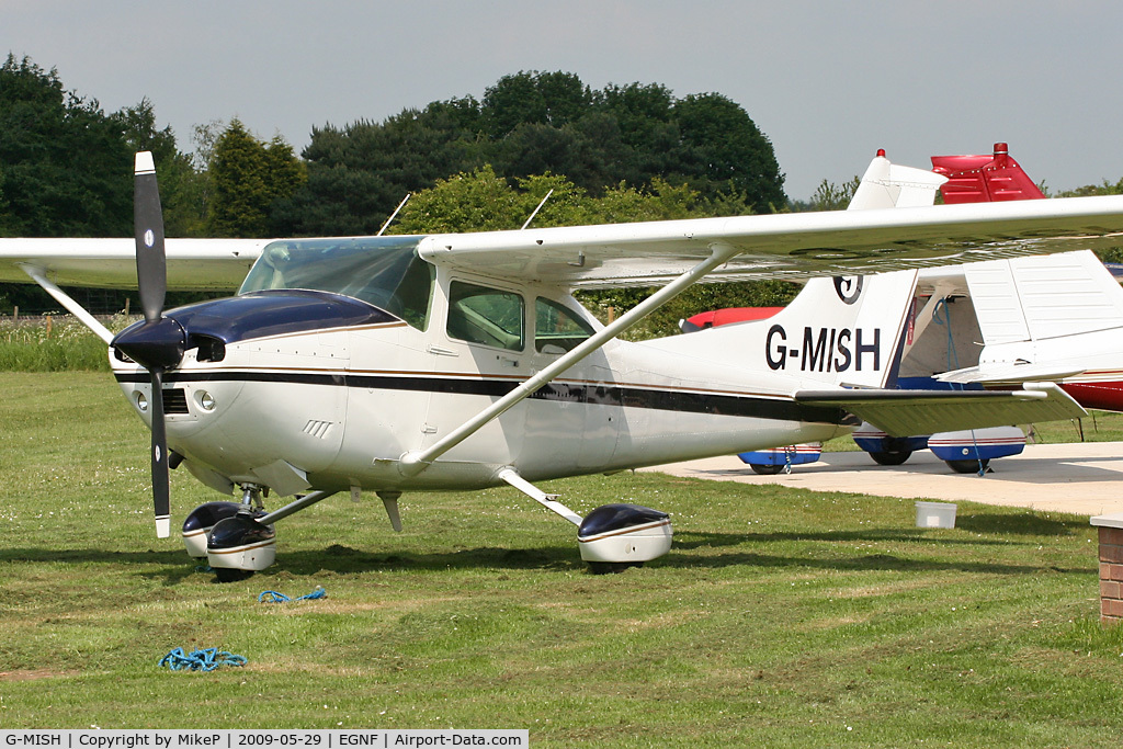 G-MISH, 1981 Cessna 182R Skylane C/N 182-67888, Visitor for maintenance.