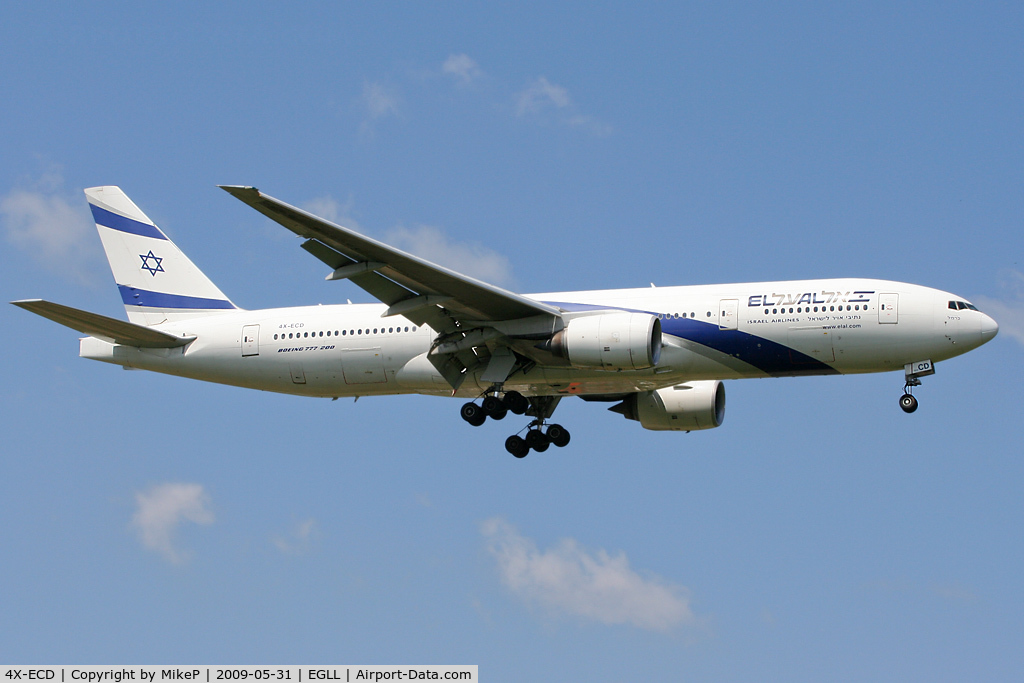 4X-ECD, 2002 Boeing 777-258/ER C/N 33169, Short final to 09L at Heathrow.