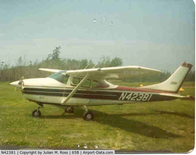 N42381, 1968 Cessna 182L Skylane C/N 18258998, I loved this aircraft. Flew in it many times.