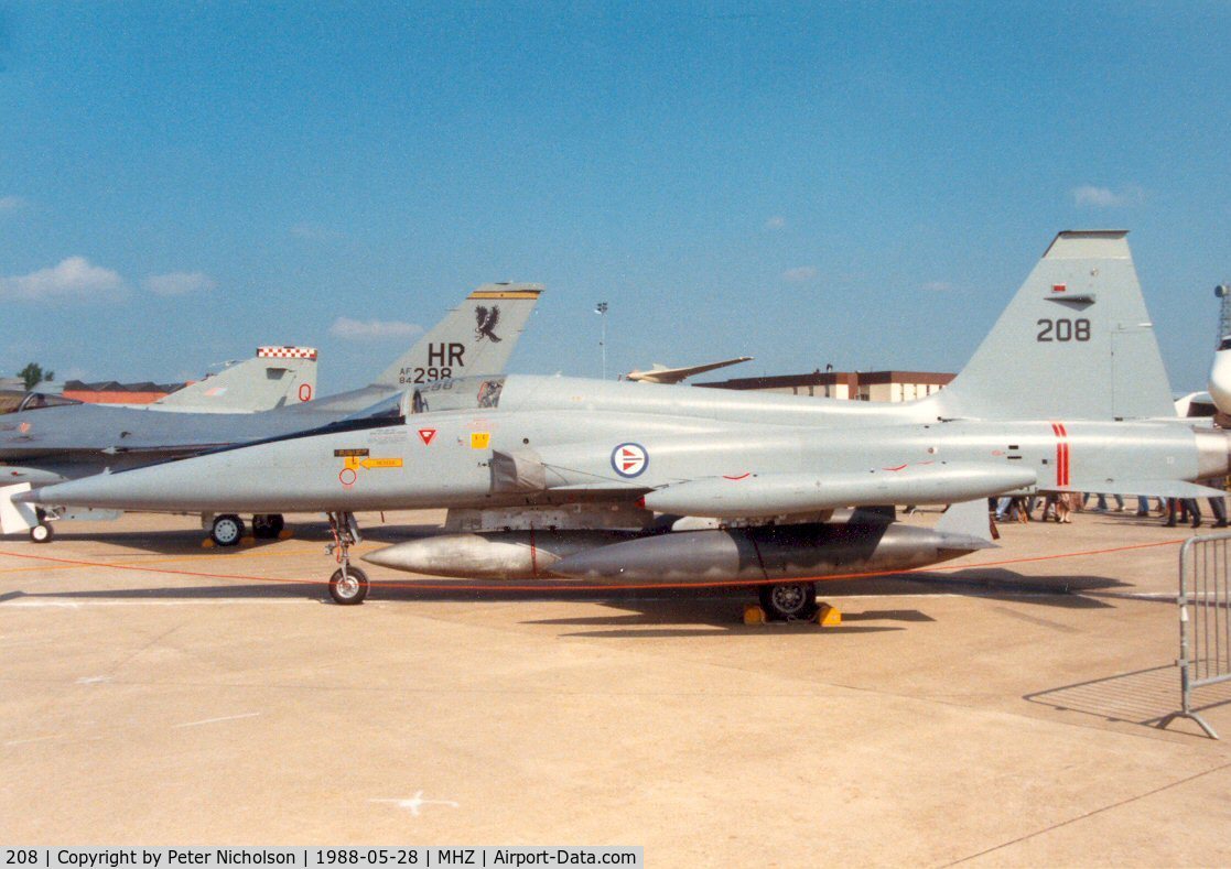 208, 1966 Northrop F-5A Freedom Fighter C/N N.7031, F-5A Freedom Fighter 208 of 336 Skv Royal Norwegian Air Force on display at the 1988 Mildenhall Air Fete.