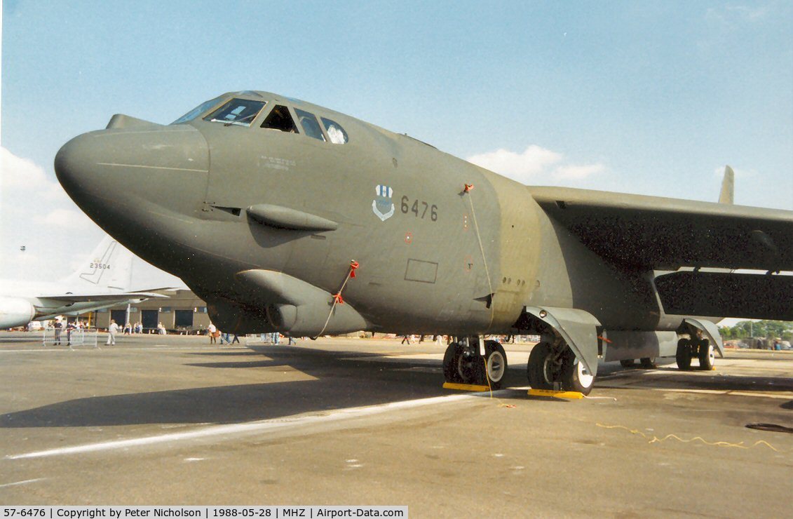 57-6476, 1957 Boeing B-52G Stratofortress C/N 464181, B-52G Stratofortress of 2nd Bombardment Wing at Barksdale on display in the static park of the 1988 Mildenhall Air Fete.