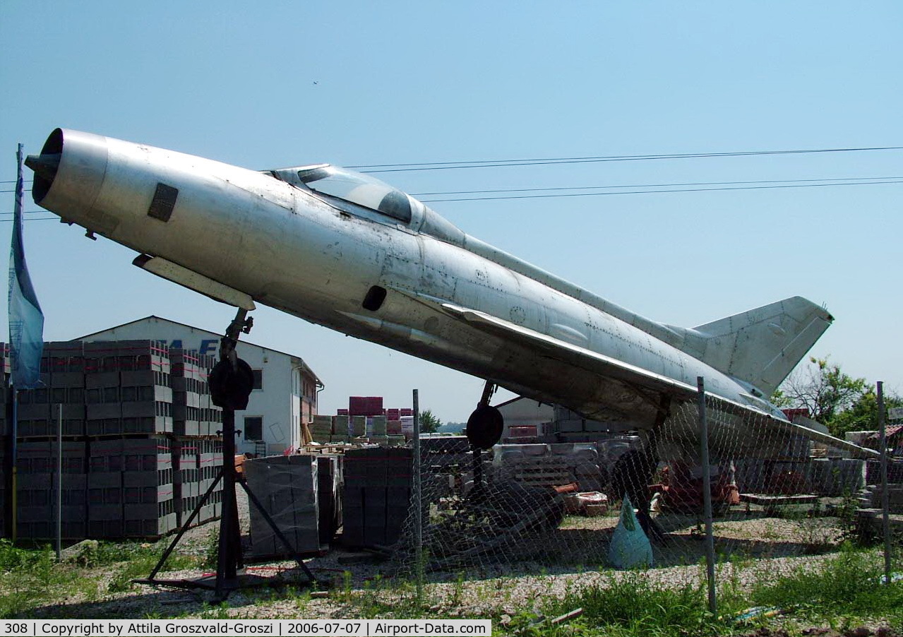 308, 1961 Mikoyan-Gurevich MiG-21F-13 C/N 741308, Szekszárd, building material depot.