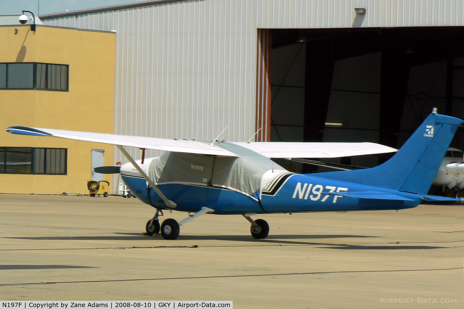 N197F, 1980 Cessna 182Q Skylane C/N 18267671, At Arlington Municipalg