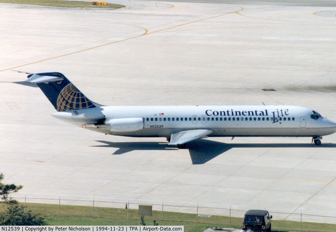 N12539, 1968 Douglas DC-9-32 C/N 45792, Continental Airlines DC-9-32 seen at Tampa in November 1994.