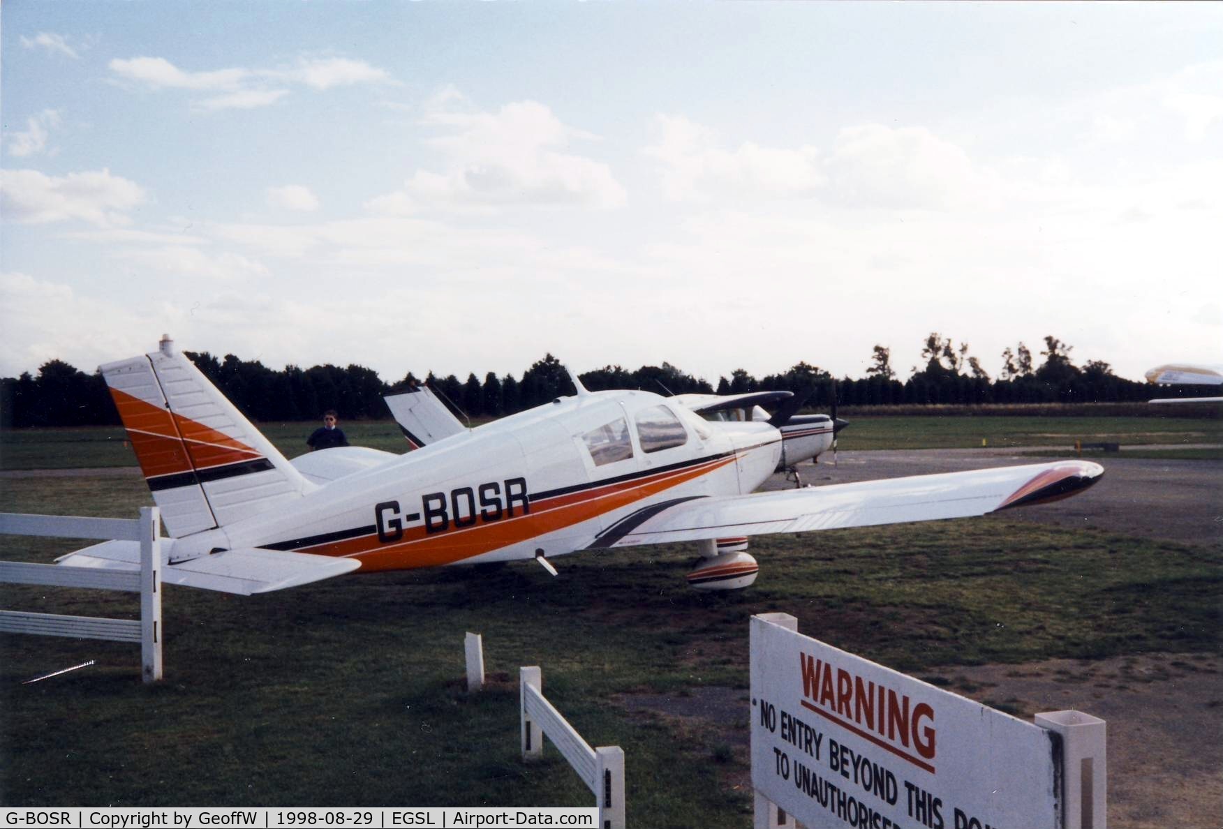 G-BOSR, 1966 Piper PA-28-140 Cherokee C/N 28-22092, Resident at the time
