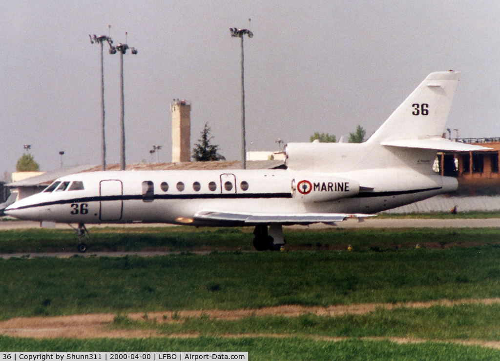 36, 1980 Dassault Falcon 50 C/N 36, Lining up rwy 33R for the first French Navy Falcon 50 by the past