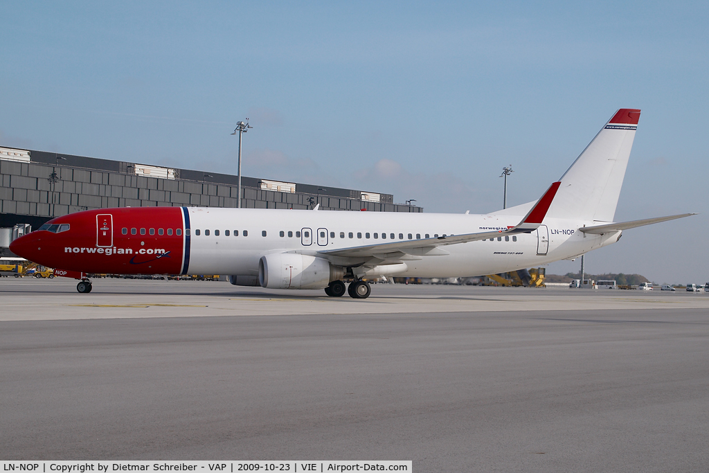 LN-NOP, 2005 Boeing 737-86N C/N 32655, Norwegian Boeing 737-800