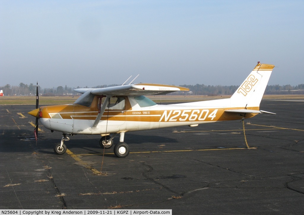 N25604, 1977 Cessna 152 C/N 15280762, 1977 Cessna 152 sitting by itself on the ramp in Grand Rapids, MN on a crisp November morning.