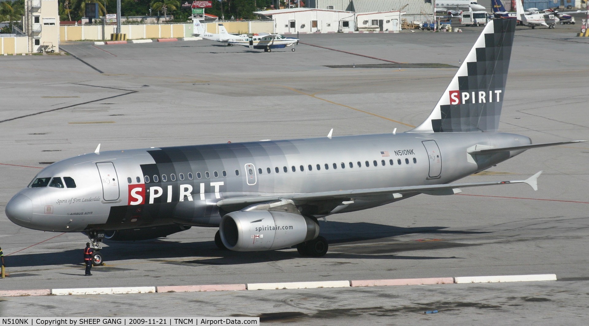 N510NK, 2005 Airbus A319-132 C/N 2622, n510nk spirit wings at the gate
