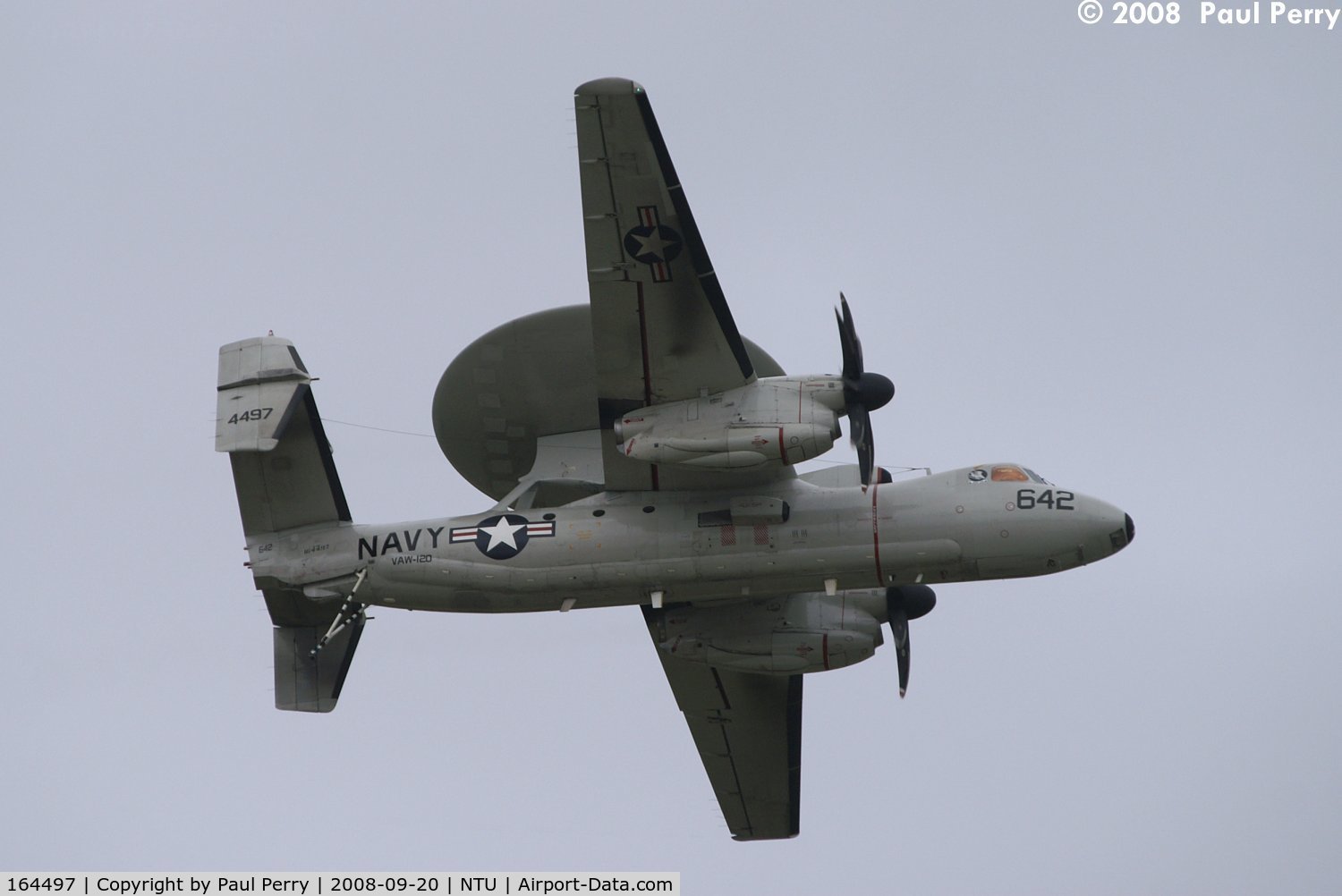 164497, Northrop Grumman E-2C Hawkeye C/N A163, Pulling up and over into a bank