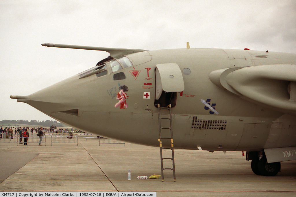 XM717, 1963 Handley Page Victor K.2 C/N HP80/85, Handley Page Victor K2 (HP-80). From RAF No 55 Sqn, Marham and seen at the USAF Open Day, RAF Upper Heyford in 1992.