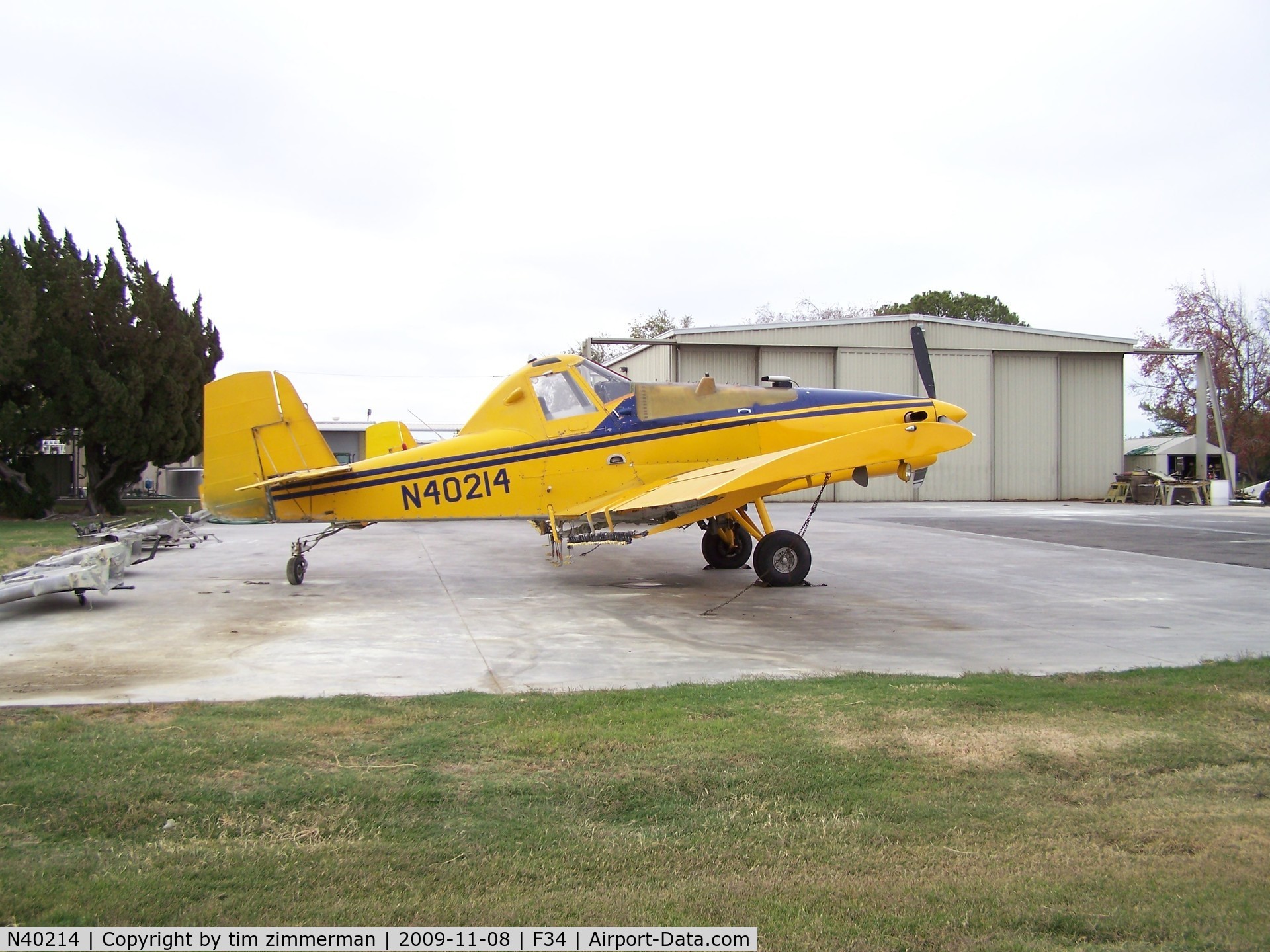 N40214, 1980 Ayres S2R-T34 Thrush C/N T34-032, West Valley Aviation N40214 rigged as sprayer